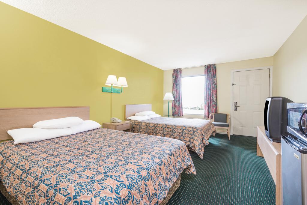 Knights Inn Berea Extérieur photo